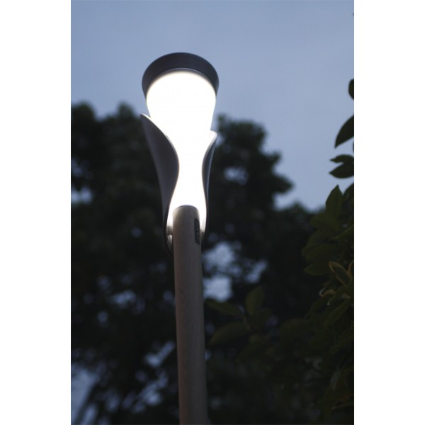 lampe solaire haute